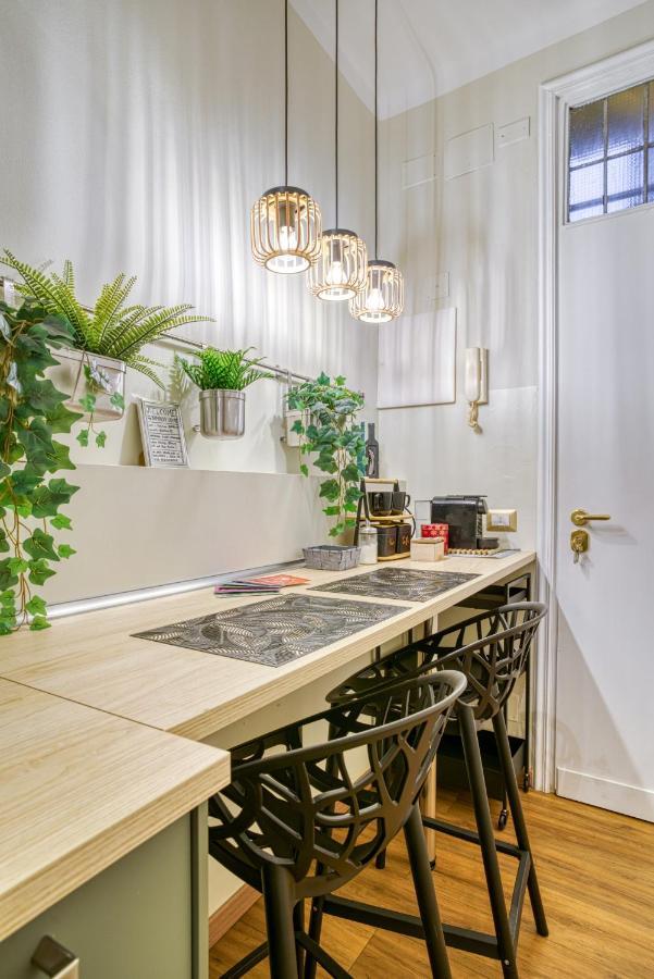 Navigli Floor 15 Mins From Duomo Apartamento *
